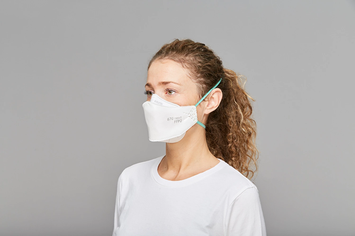 BLS-670 | FFP2-Atemschutzmaske | Side View